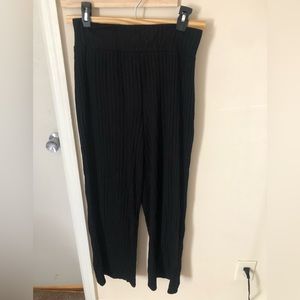 Abercrombie and Fitch Black Ribbed Pull on Wide Leg Pant